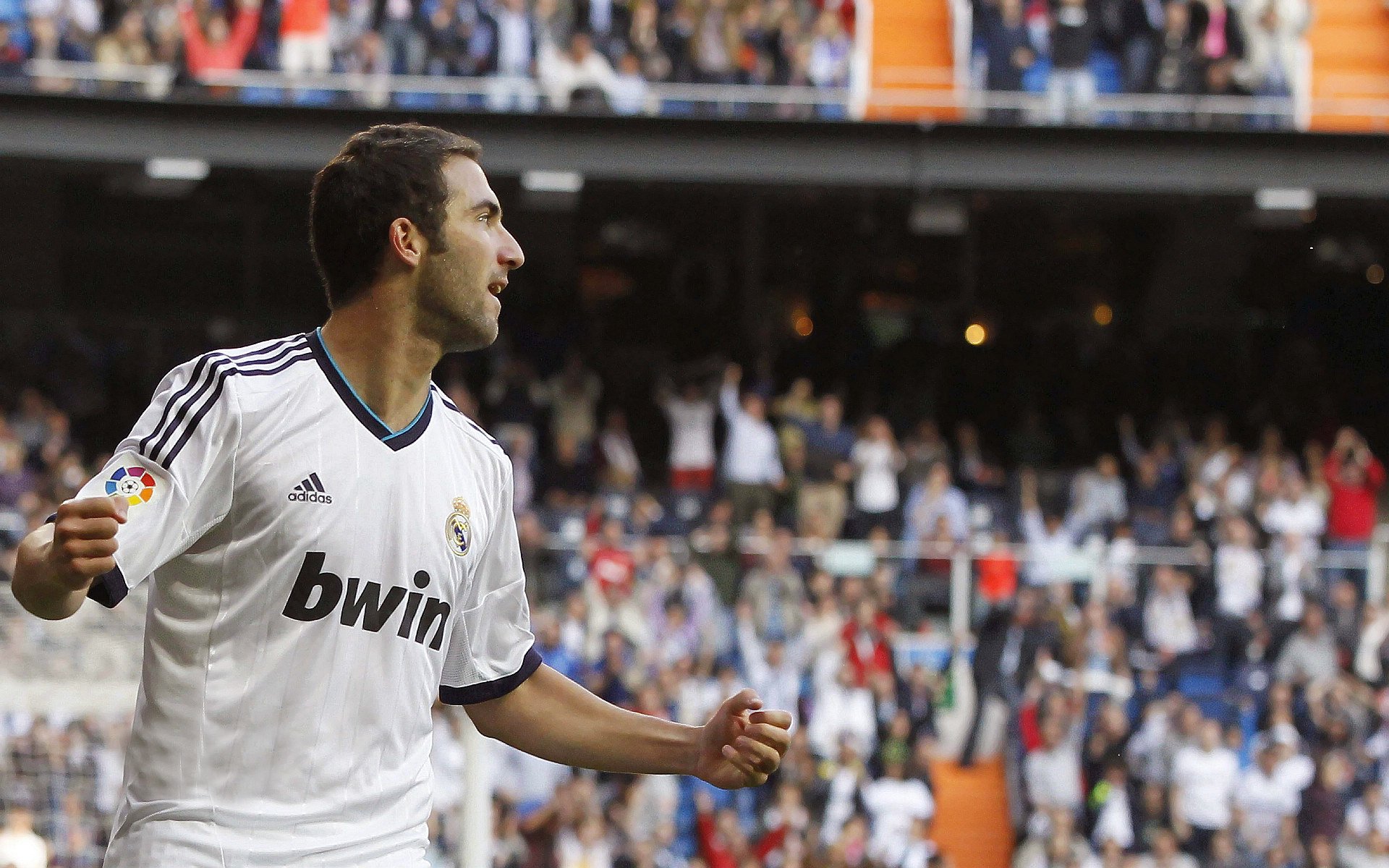 开云-库里遭遇十五持续失利，巴塞罗那教练压力巨大！热度持续攀升