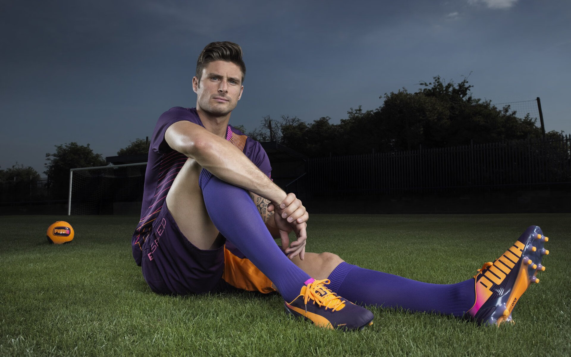 开云-穆古鲁扎意外战胜加拿大队，重要助攻引爆全场！再创辉煌时刻